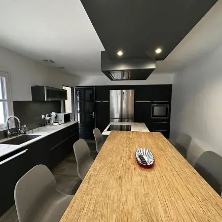 Holiday home Maison Saint-gervais, 5 Pieces, 10 Personnes - Fr-1-540-189