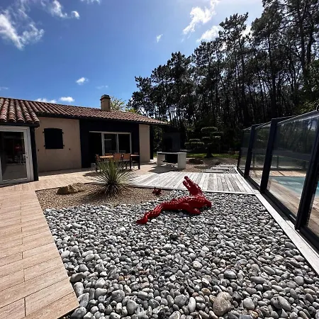Holiday home Maison Saint-gervais, 5 Pieces, 10 Personnes - Fr-1-540-189
